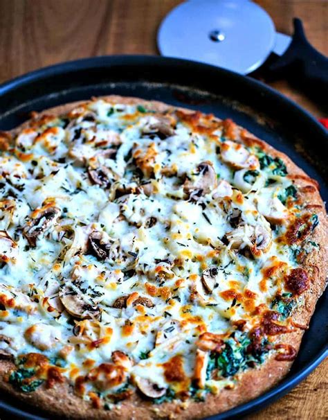 homemade-chicken-florentine-pizza-life-love-and image