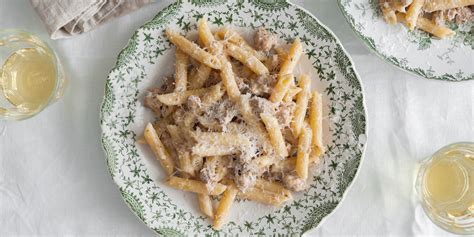 pasta-alla-norcina-recipe-great-italian-chefs image