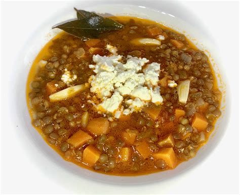 traditional-lentil-soup-fakes-vickis-greek image