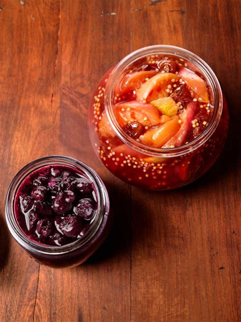 how-to-make-preserves-jam-jelly-compote-salsa-and image
