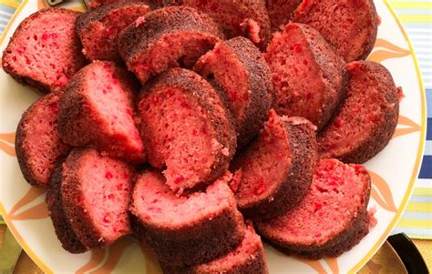 easy-strawberry-wine-cake-recipe-iron-gate image