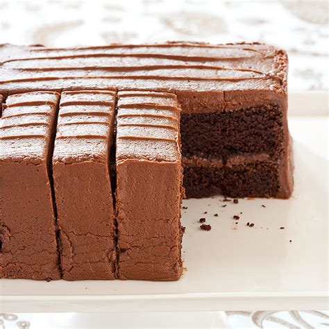 chocolate-cake-101-cooks-country image