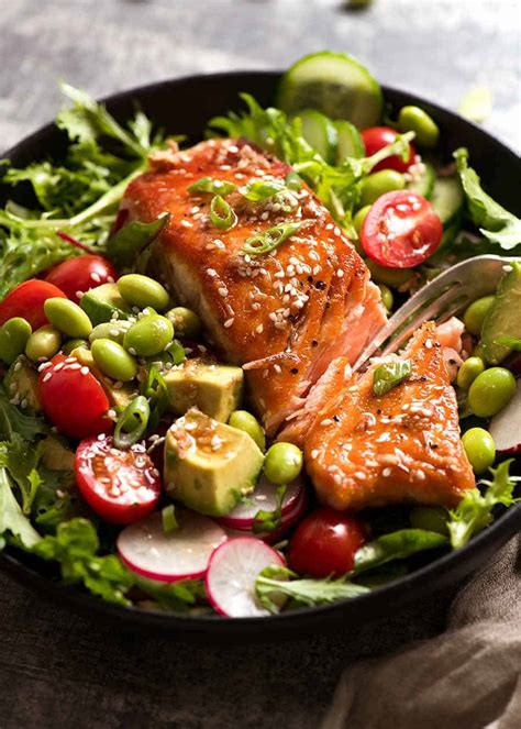 salmon-salad-with-asian-ginger-sesame-dressing image