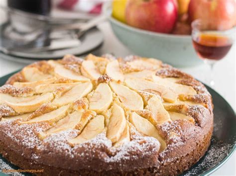 torta-di-mele-tuscan-apple-cake-food-and-journeys image