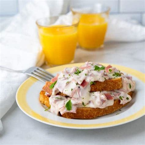 creamed-chipped-beef-sos-recipe-garlic-zest image