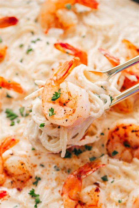 creamy-cajun-shrimp-pasta-the-food-cafe image