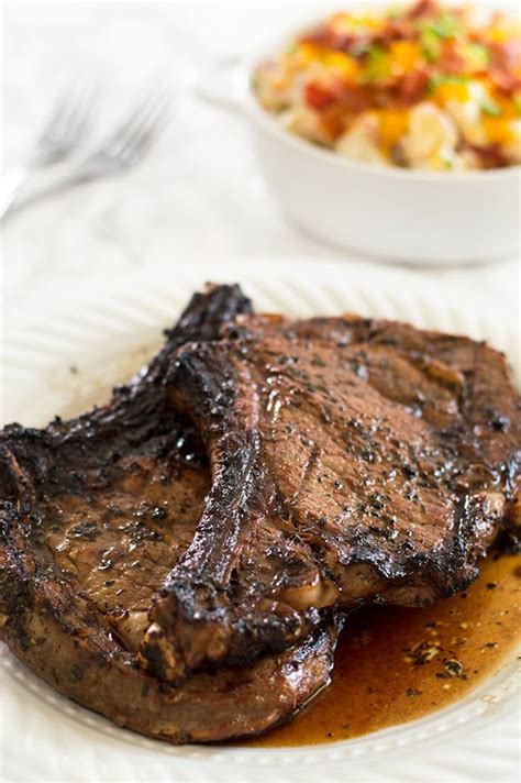 basil-and-garlic-steak-marinade image