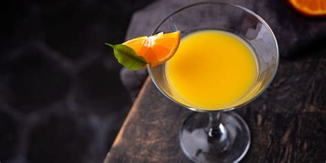 12-fruity-martini-recipes-for-your-next-gathering image