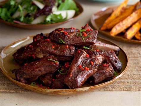 golden-gate-chili-ribs-recipes-cooking-channel image