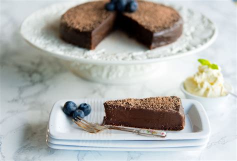 chocolate-flan-the-spruce-eats image