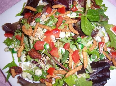 lodge-salad-like-smokey-bones-recipe-foodcom image