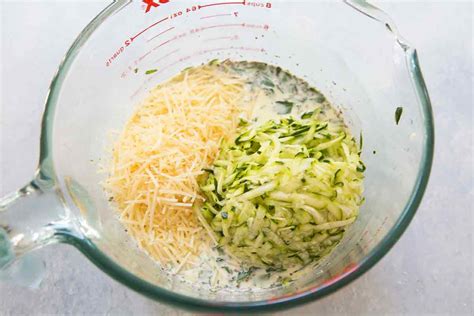zucchini-tomato-quiche-recipe-simply image