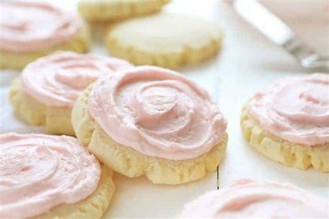 sugar-cookie-recipe-video-i-am-baker image
