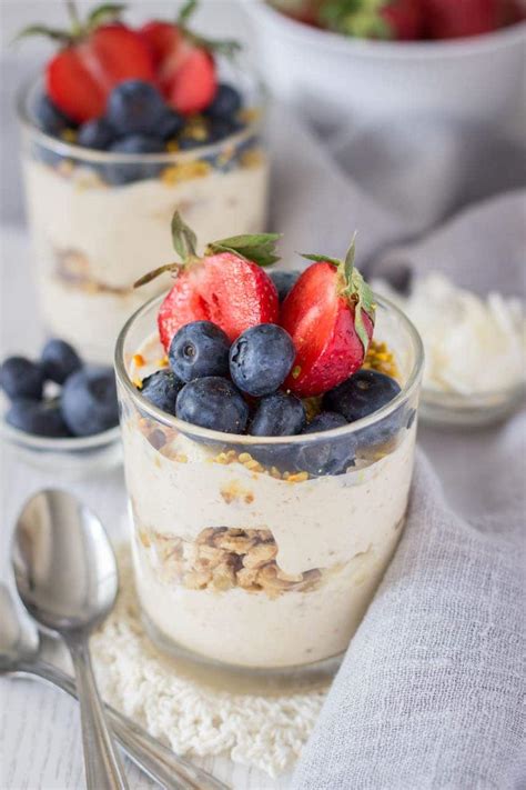 peanut-butter-greek-yogurt-parfait image