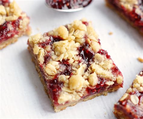 raspberry-oatmeal-crumble-bars-5-boys-baker image