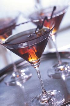 vanilla-martini-50-martini-recipes-for-national image