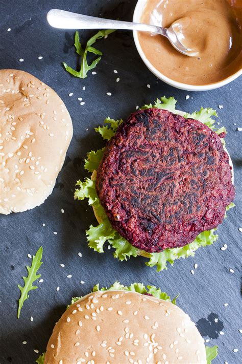 easy-vegan-beet-burger-my-pure-plants image
