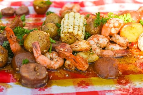 low-country-boil-recipe-on-the-grill-leigh-anne-wilkes image