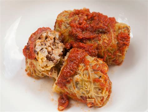 barley-lentil-stuffed-cabbage-rolls-italian-food image