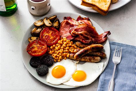 a-breakdown-of-the-full-english-breakfast-i-am-a-food image