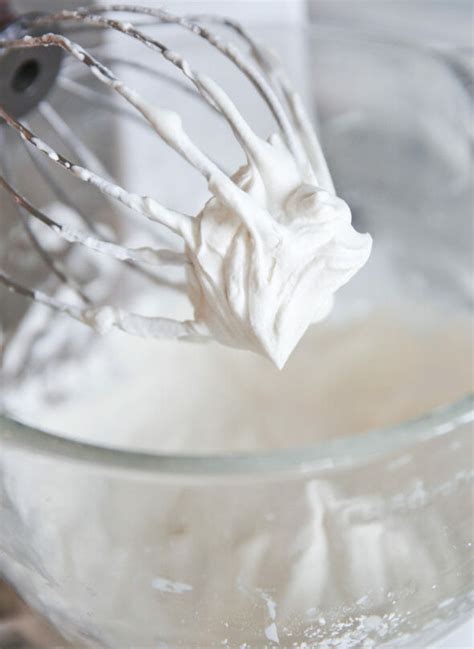 how-to-make-stabilized-whipped-cream-our-best-bites image