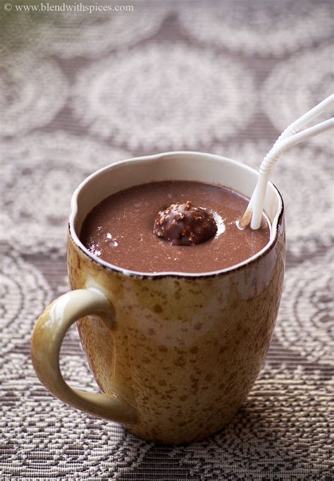 chikoo-chocolate-smoothie-recipe-how-to-make image
