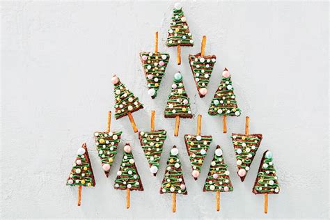 christmas-tree-brownies-canadian-living image