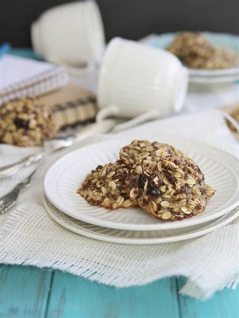quinoa-breakfast-cookies-with-oatmeal-and-raisins image