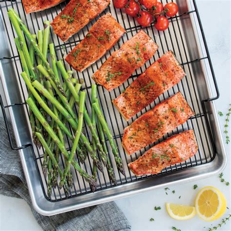 one-pan-salmon-asparagus-tomato-bake-with image