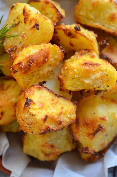 healthy-no-oil-crispy-roasted-potatoes-a-virtual-vegan image