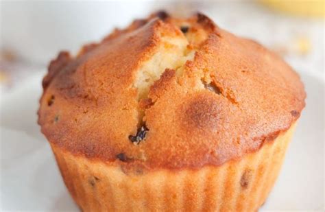 banana-raisin-muffins-recipe-sparkrecipes image