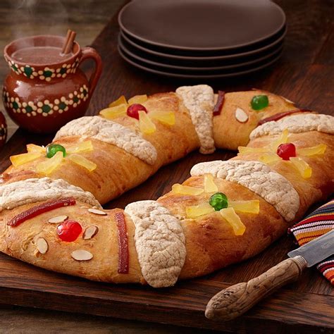 rosca-de-reyes-recipe-with-paradise-candied-fruit image