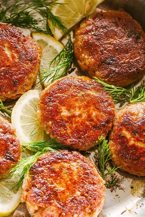 salmon-patties-recipe-how-to-make-the-best image