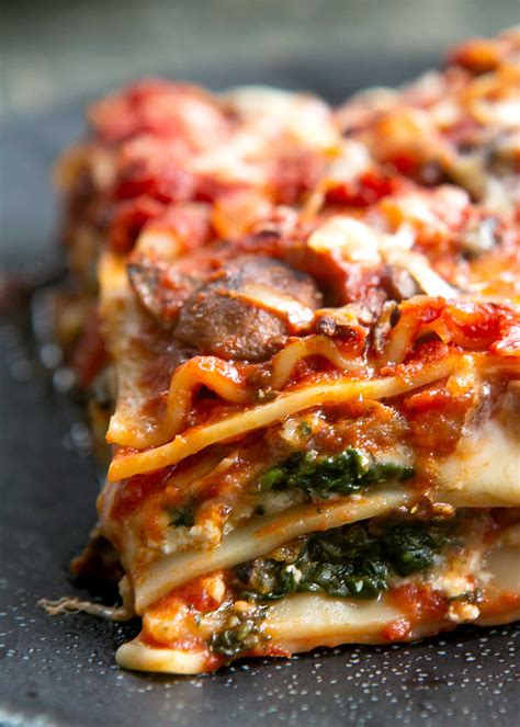 vegetarian-spinach-and-mushroom-lasagna-simply image