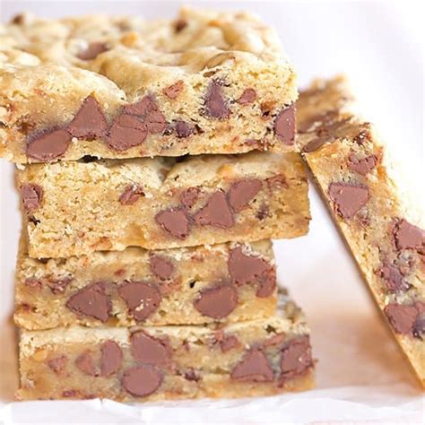 salted-chocolate-chip-and-toffee-blondies-brown image