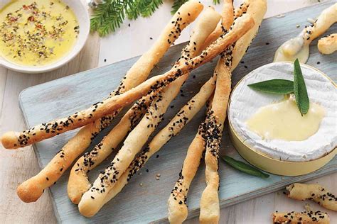 thin-n-crunchy-italian-breadsticks-grissini image
