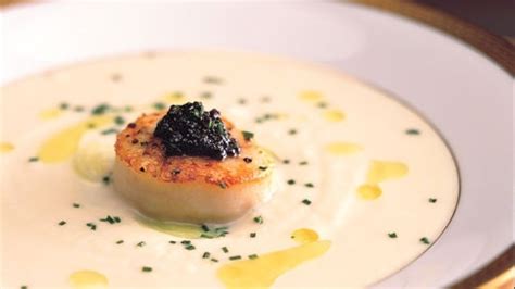 cauliflower-soup-with-seared-scallops-lemon-oil-and image
