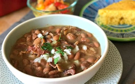 appalachian-soup-beans-recipe-and-history-aka-pinto image