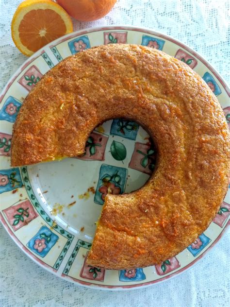 whole-orange-cake-made-in-a-blender-simple image