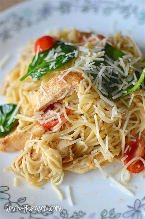 lemon-pasta-with-chicken-spinach-and-tomatoes image