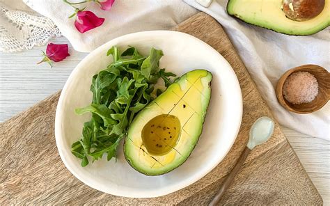 quick-and-easy-avocado-vinaigrette-mrs-joness-kitchen image