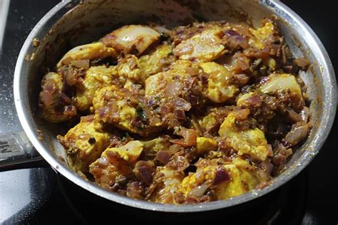 pepper-chicken-recipe-swasthis image