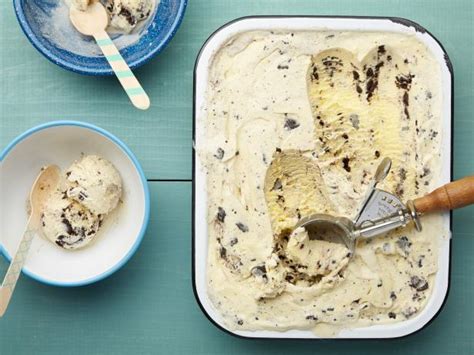 how-to-make-cookies-and-cream-ice-cream-food-com image