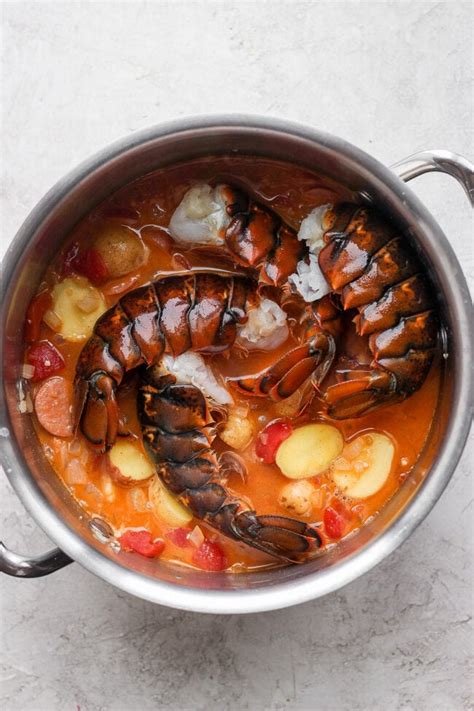 easy-seafood-boil-recipe-one-pot-dinner-fit-foodie image