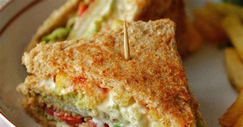 10-best-chicken-club-sandwich-recipes-yummly image