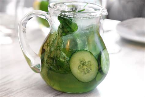 cucumber-water-benefits-and-how-to-make-it-medical image
