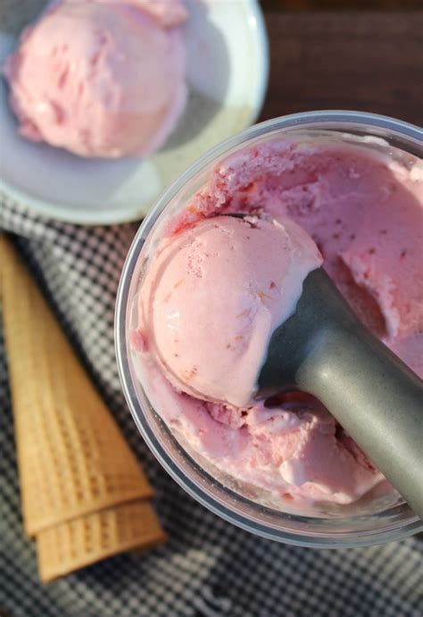 strawberry-rhubarb-ice-cream-dinner-with-julie image