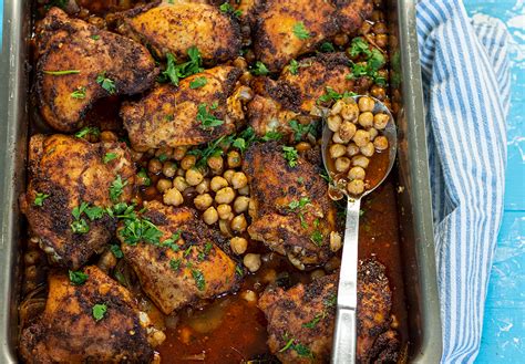 one-pan-roasted-chicken-with-chickpeas-greek image