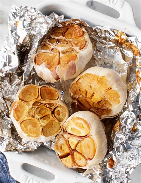 roasted-garlic-recipe-love-and-lemons image