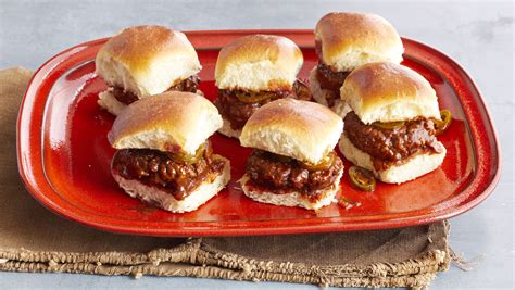 recipe-the-pioneer-womans-spicy-whiskey-bbq-sliders image
